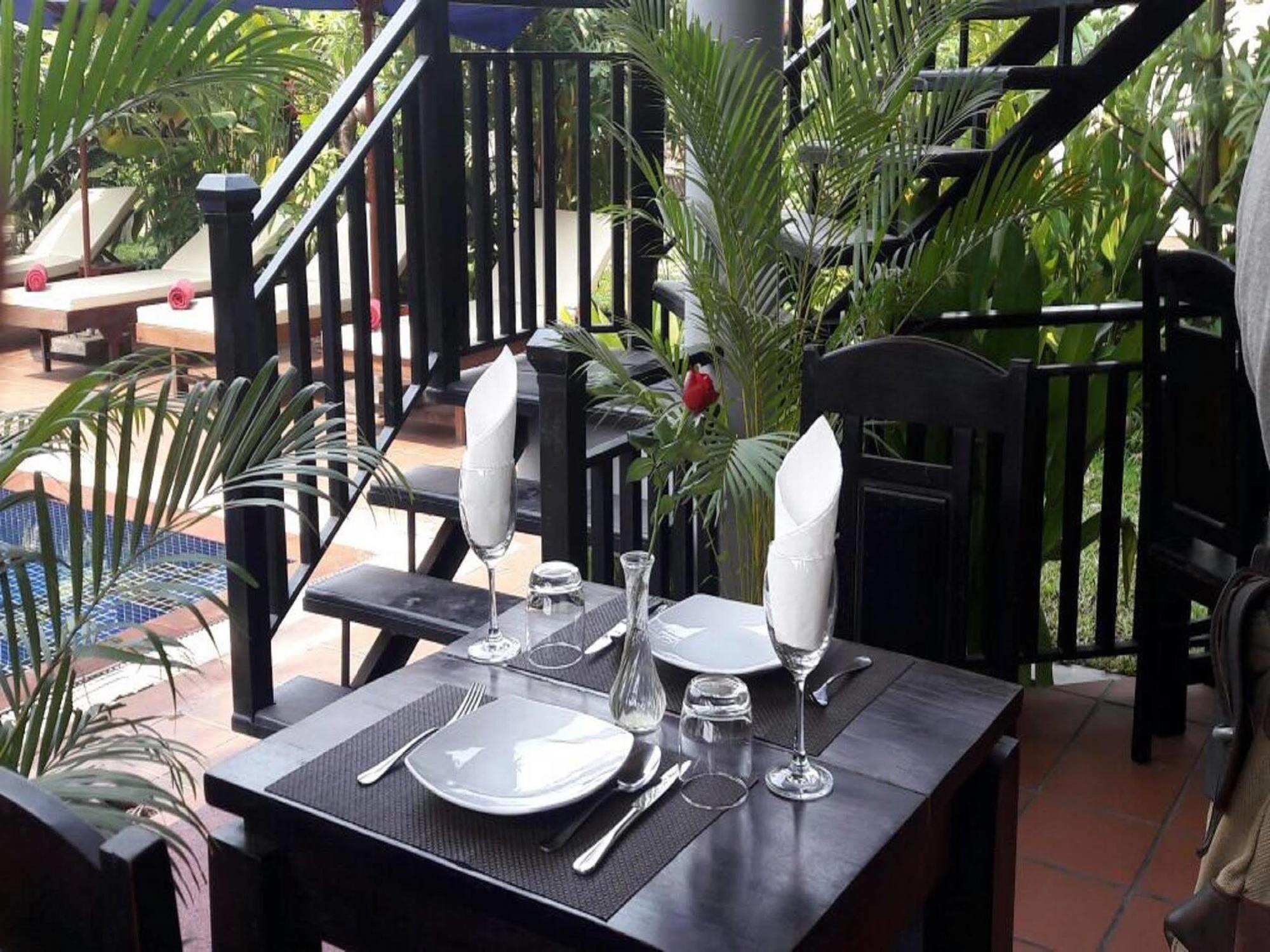 Reveal Angkor Hotel Siem Reap Bagian luar foto