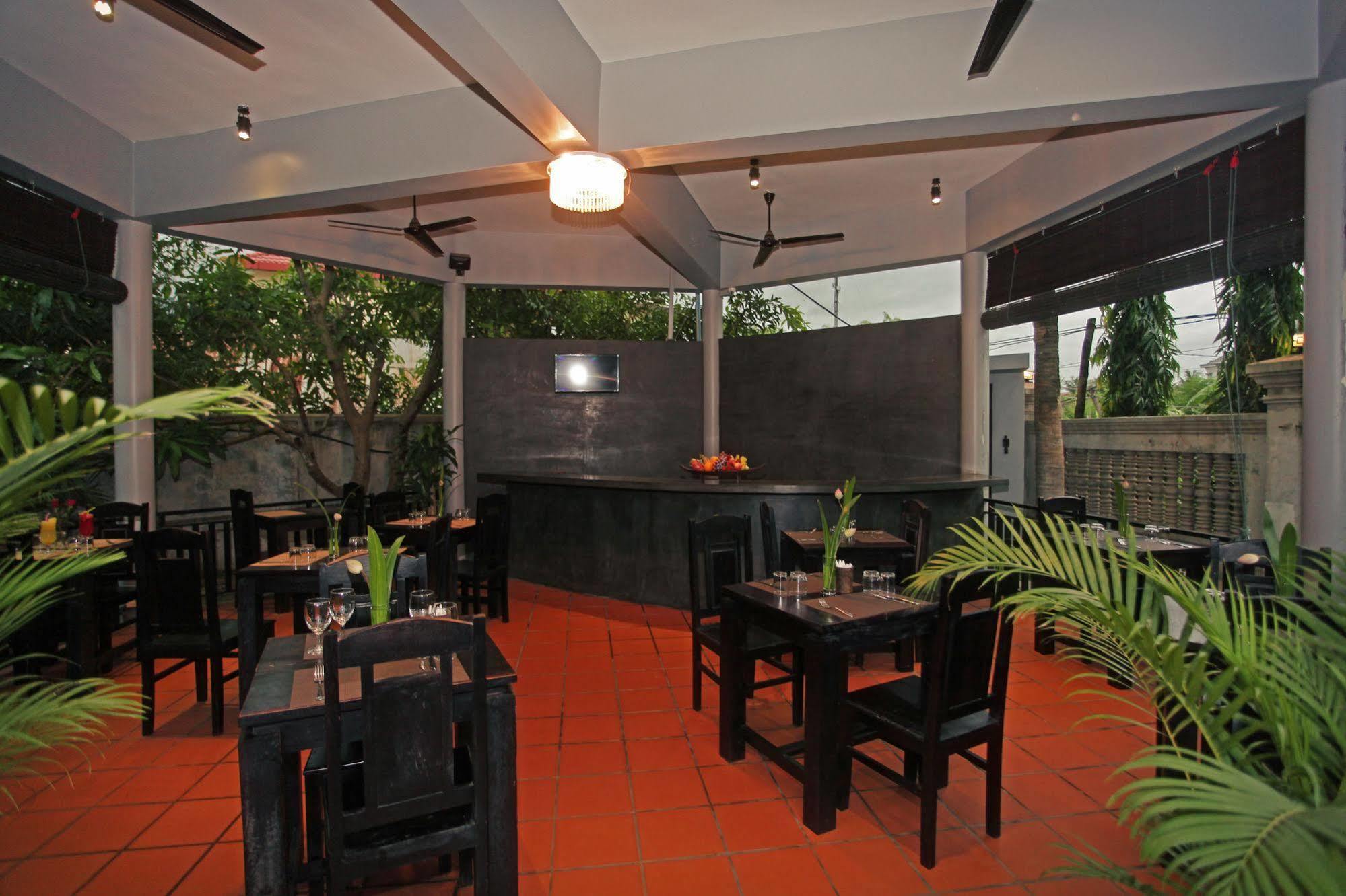 Reveal Angkor Hotel Siem Reap Bagian luar foto