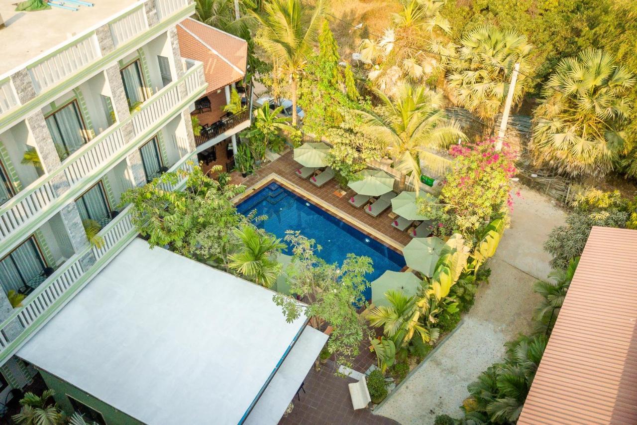 Reveal Angkor Hotel Siem Reap Bagian luar foto