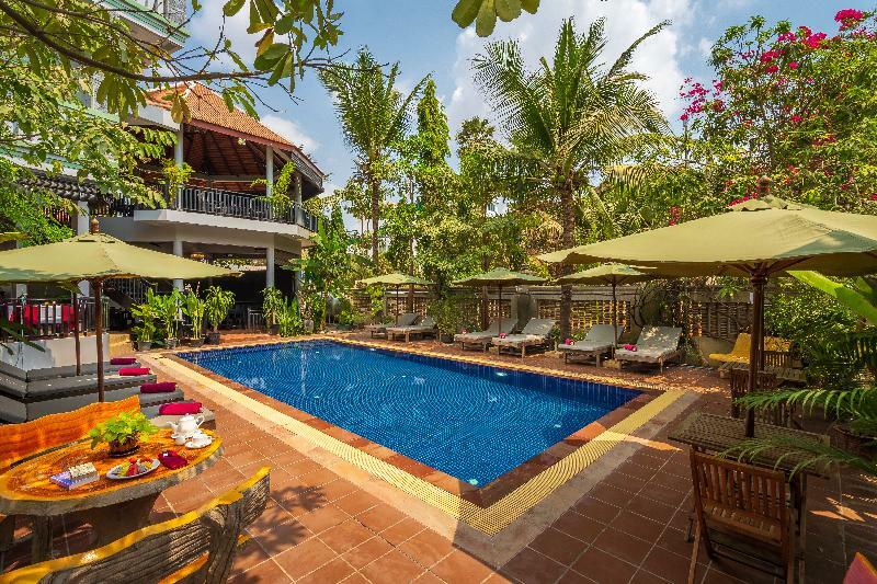 Reveal Angkor Hotel Siem Reap Bagian luar foto